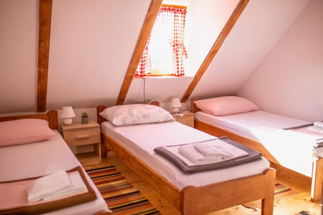 Gresna Pilnica Hotel Klenovnik Kültér fotó